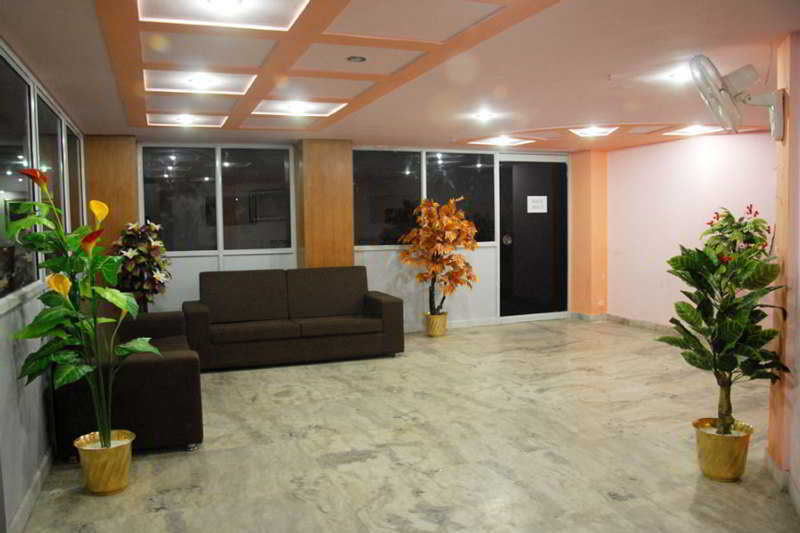 Hotel Karat 87 Inn Nueva Delhi Exterior foto