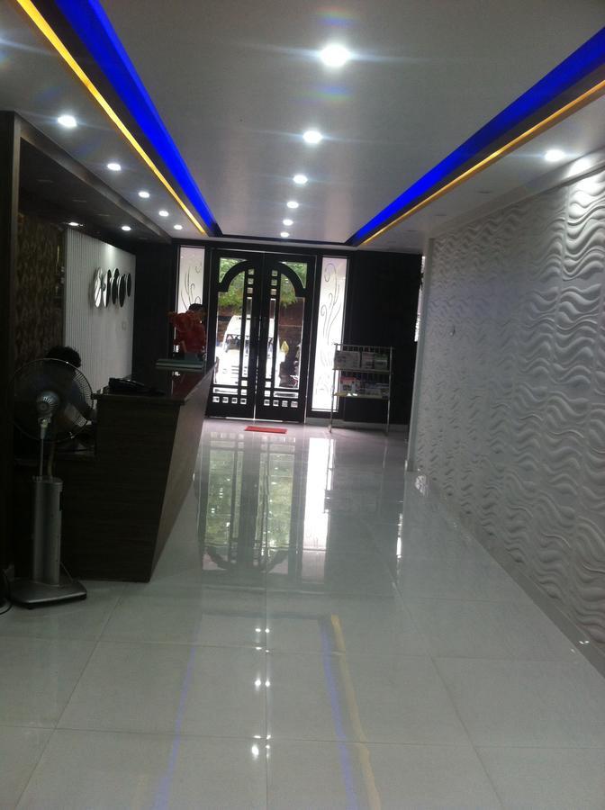Hotel Karat 87 Inn Nueva Delhi Exterior foto