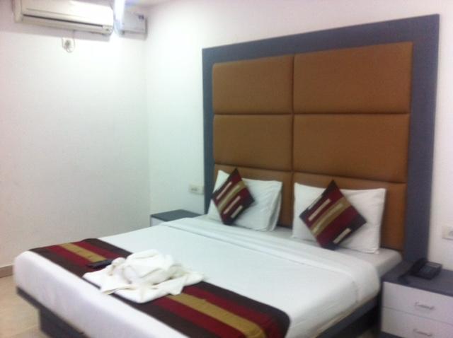 Hotel Karat 87 Inn Nueva Delhi Exterior foto