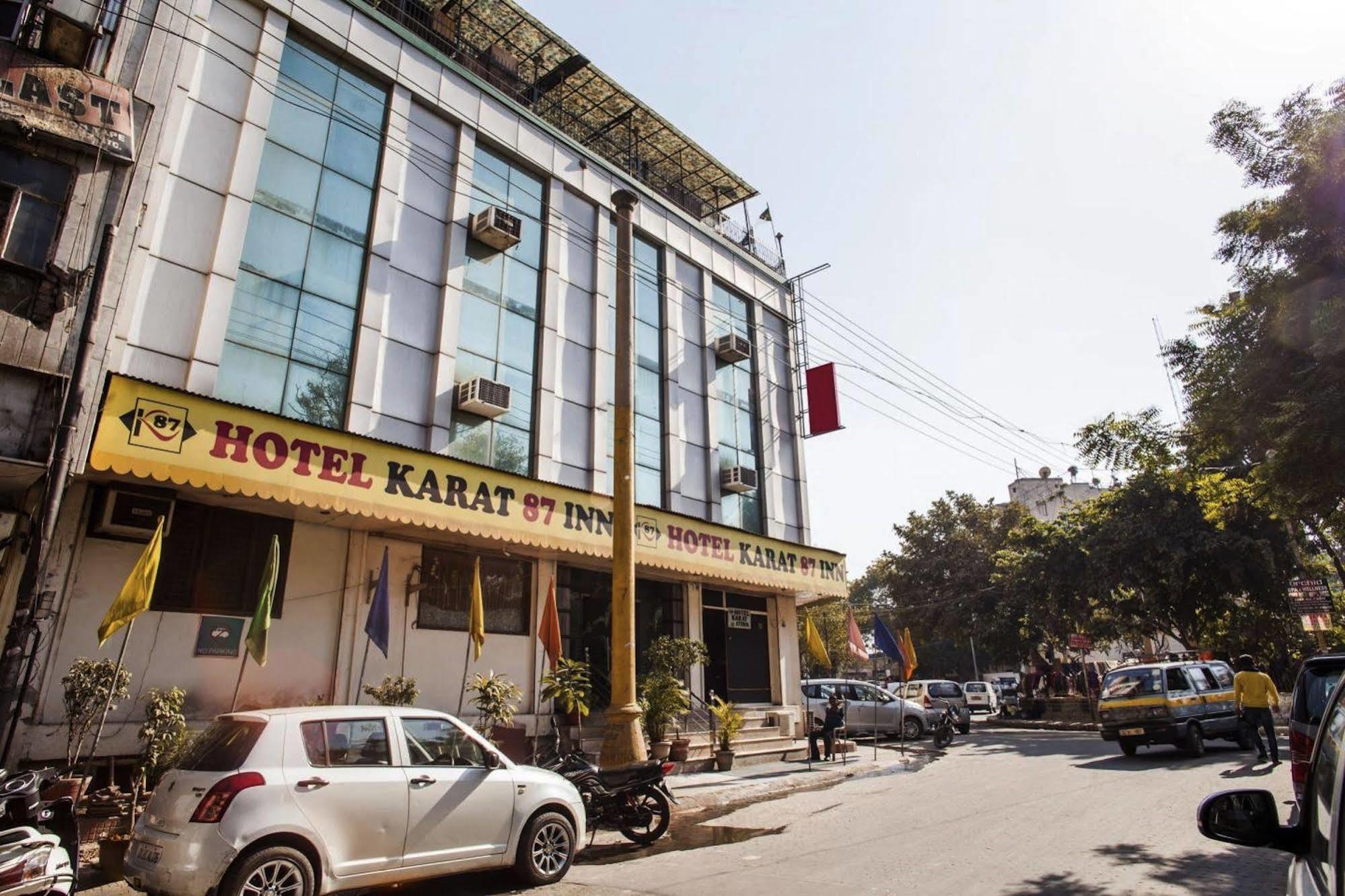 Hotel Karat 87 Inn Nueva Delhi Exterior foto